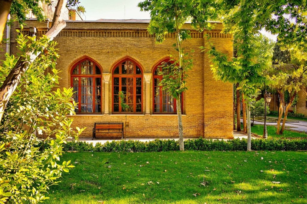 باغ موزه نگارستان از بنا های تاریخی به یاد ماندنی تهران